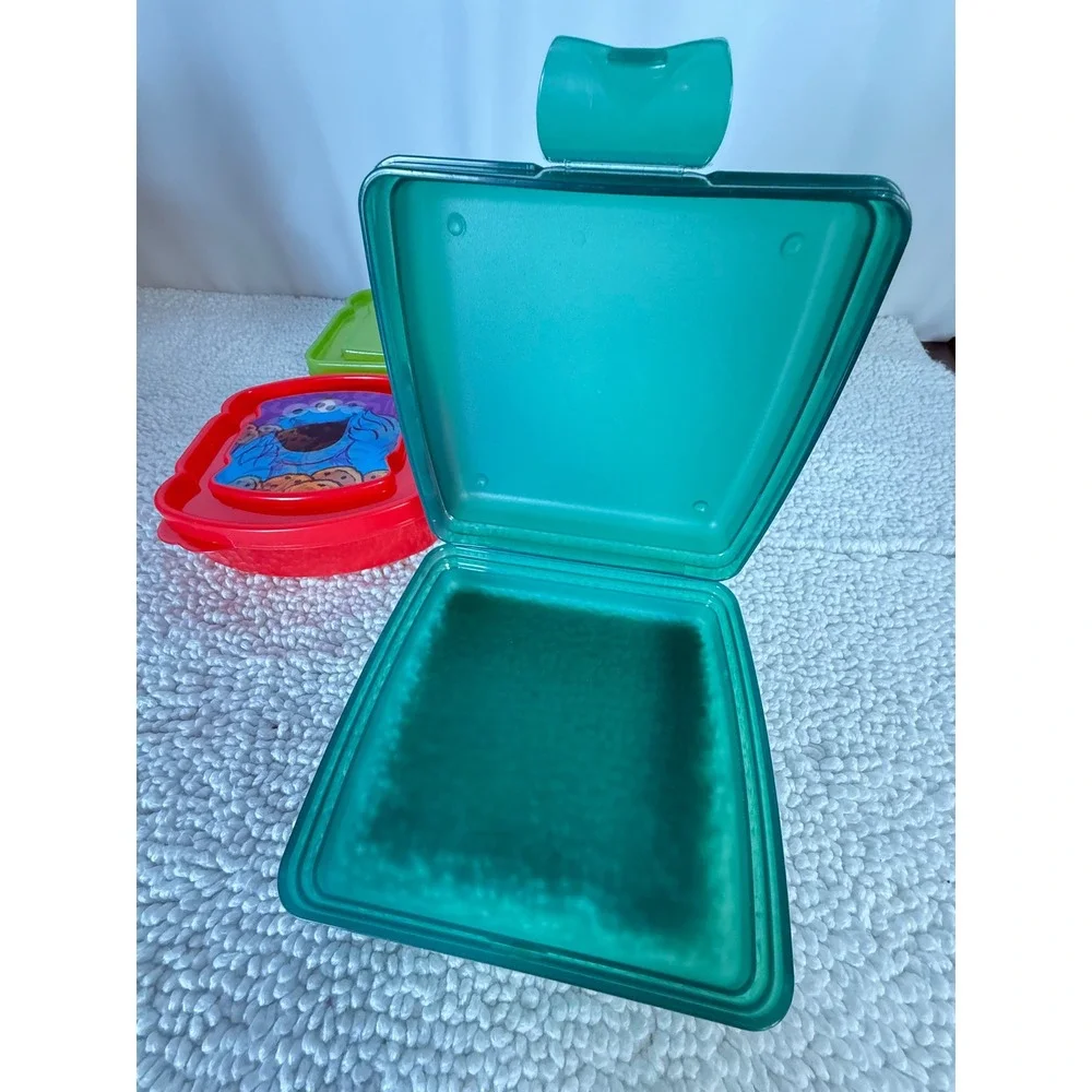 Tupperware & Sesame Street Sandwich Container Bundle Cookie‎ Monster 4pc Set